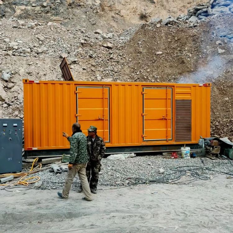方正如何选择适合自己的 800KW 柴油发电机组？