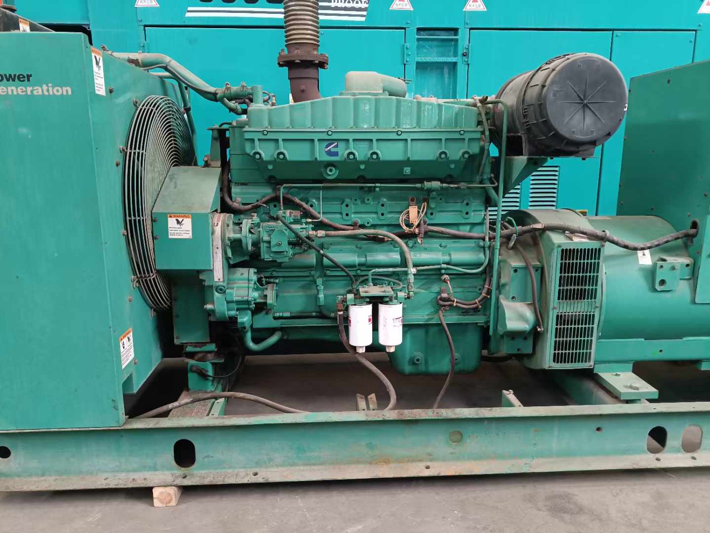 方正过载会对 600kW 柴油发电机组造成哪些损害？