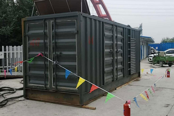 方正发电机租赁空气滤清器多久更换一次？